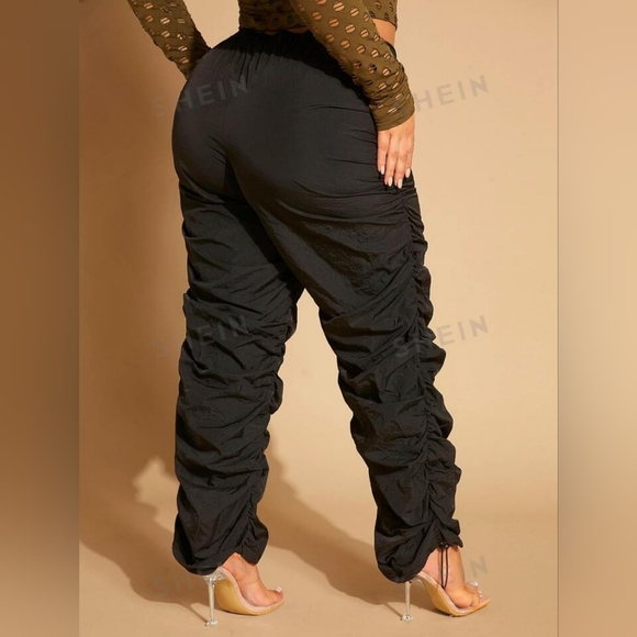 Drop Waist Ruched Parachute Pants - Picture 2 of 4